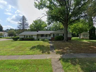 Main picture of 2400 Burnham Rd