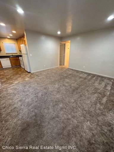 Main picture of 1143 W 1st St