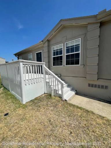 Main picture of 3351 Killingsworth Ln