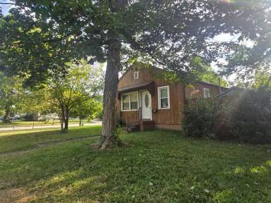 Main picture of 3909 Peachtree Ave