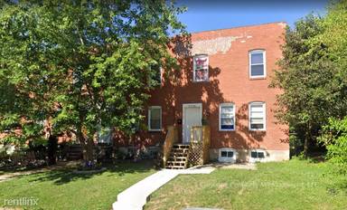 Main picture of 2956 Yorkway
