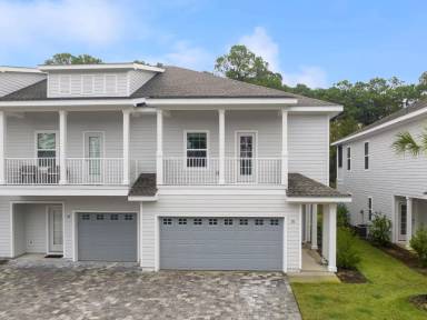 Main picture of 38 Kara Lake Dr