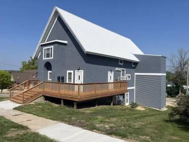 Main picture of 408 Academy St