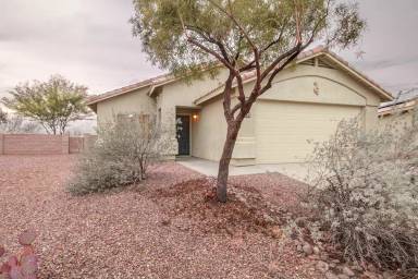 Main picture of 9575 N Winter Wren Ave