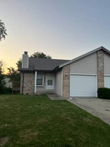 Main picture of 32B Fox Meadow Ln