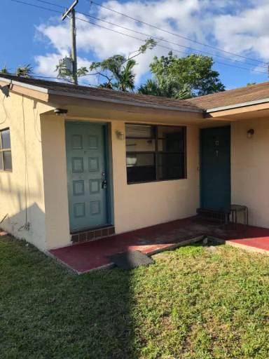 Main picture of 2508 Johnson St