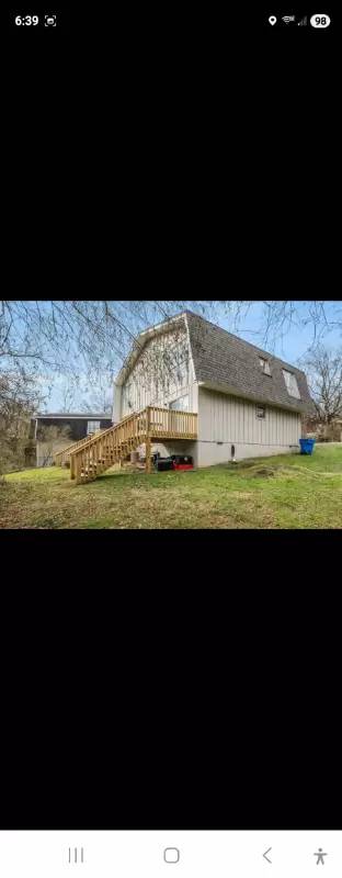 Main picture of 2402 Briggs Ave