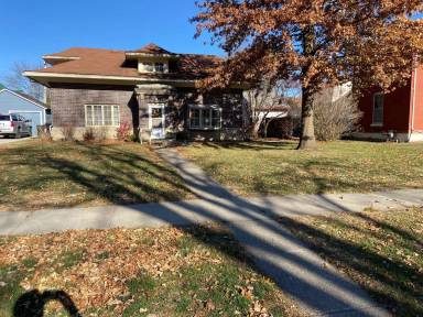 Main picture of 815 Division St
