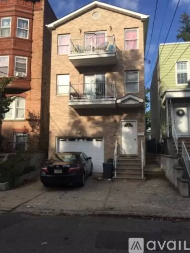 Main picture of 64 Gautier Ave