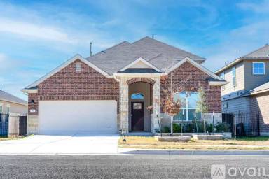 Main picture of 142 Arrowhead Vine St