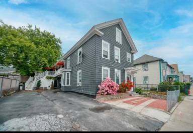 Main picture of 220 Fletcher St