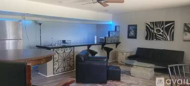 Main picture of 968 Songbird Ln
