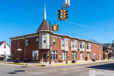 Main picture of 1 N Limestone St