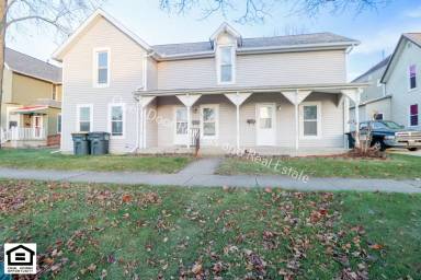 Main picture of 123 S State St