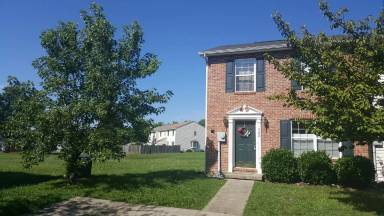Main picture of 142 Surrey Club Ln
