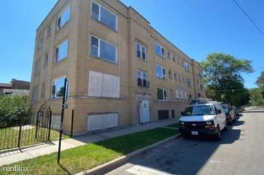 Main picture of 1147 E 72nd St