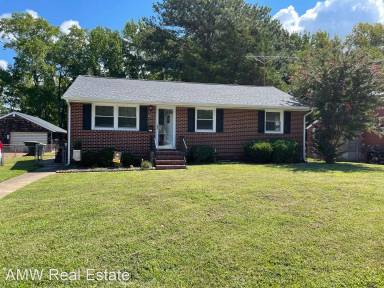 Main picture of 836 Redheart Dr