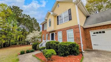Main picture of 253 Hampton Park Dr