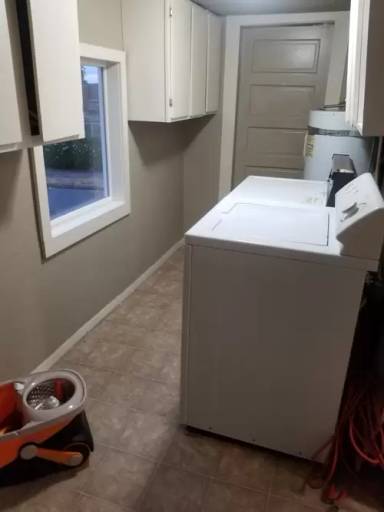 Main picture of 5402 S J St