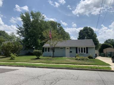 Main picture of 71 Baker Blvd