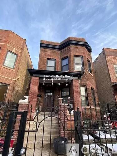 Main picture of 4343 N Ashland Ave