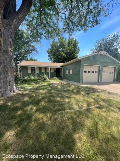 Main picture of 3046 S Jasmine St