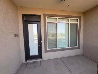 Main picture of 425 W Rio Salado Pkwy