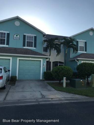 Main picture of 3009 Palmetto Oak Dr