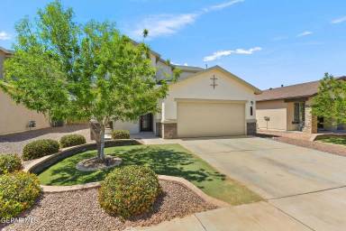 Main picture of 3909 Desert Dunes Dr