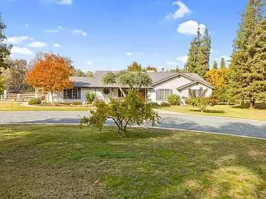 Main picture of 18702 Lort Dr