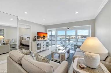 Main picture of 271 Southbay Dr