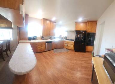 Main picture of 385 Chaplin Ln