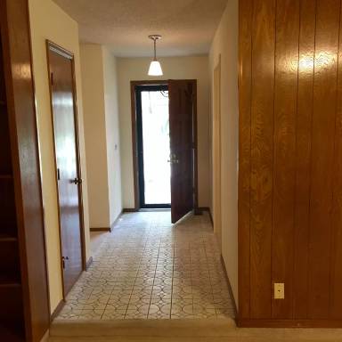 Main picture of 313 S 28th St