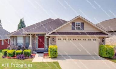 Main picture of 120 Forest Glade Dr