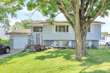 Main picture of 3801 Adell Rd