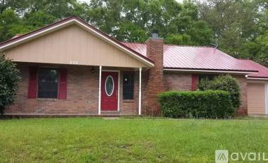 Main picture of 222 Springwood Cir