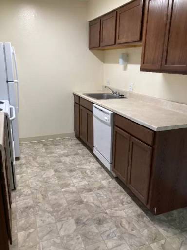 Main picture of 70 Douglas Ln