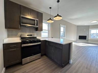 Main picture of 444 E Lincoln Ave