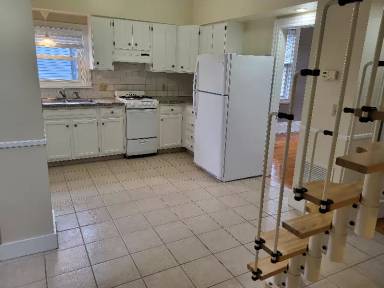 Main picture of 3 Maple Ave