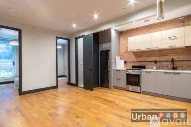 Main picture of 301 Broadway