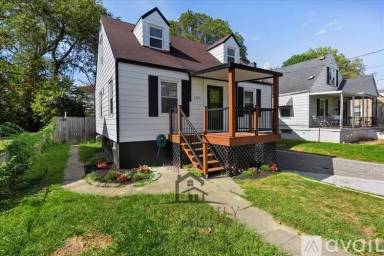 Main picture of 5349 Charloe St
