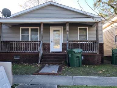 Main picture of 116 S 12th St