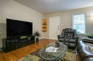 Main picture of 1107 Sumpter St