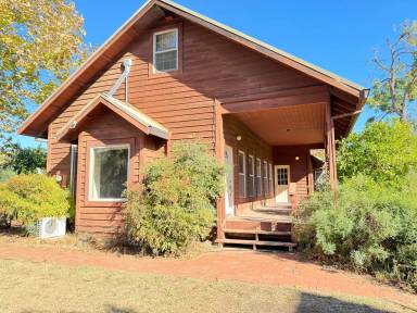 Main picture of 334 Star Bend Rd