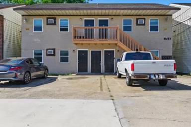 Main picture of 711 Easy St