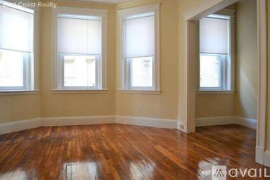 Main picture of 225 Kelton St