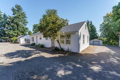 Main picture of NE Fourth Plain Road