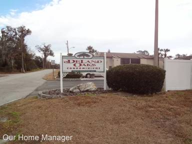 Main picture of Deland Oaks Condominiums