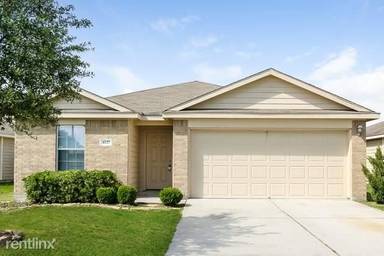 Main picture of 28602 Waterbend Ct