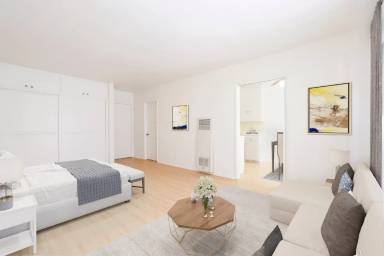 Main picture of Gayley Manor Apartments